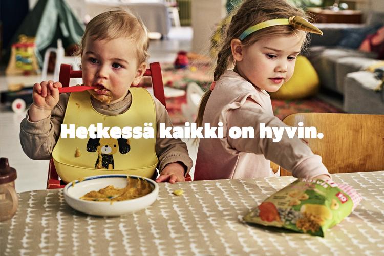 Lapset syömässä PILTTIä.
